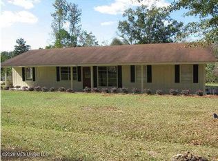 322 Barbara Ave NW, Magee, MS 39111
