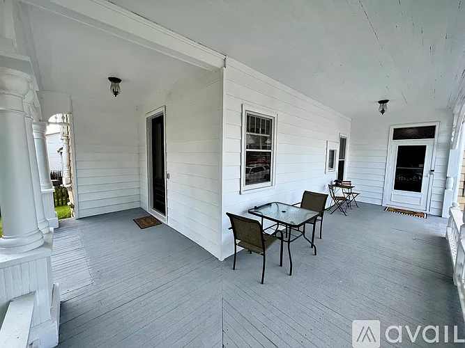 312 N 3rd St — Photo 3
