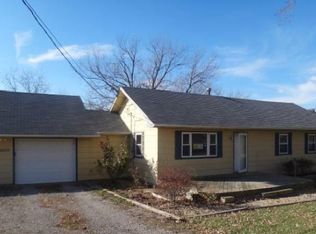 16325 R Rd, Mayetta, KS 66509