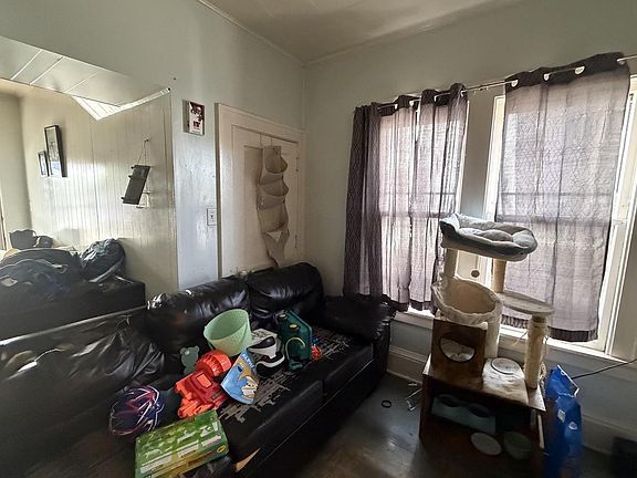 5th image of 1940 South 57th STREET