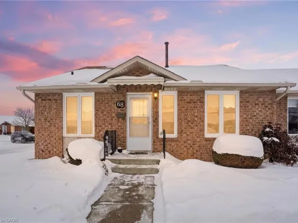 122 Bunting Rd #68, Saint Catharines, ON L2P 3X7