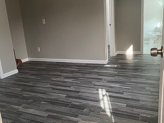3rd image of 3939 Teasley Ln Lot 323