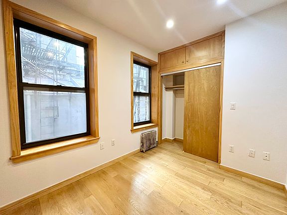 3rd image of 33 Henry St APT 5