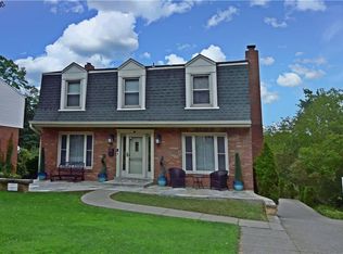 50 Rose Leaf Rd, Pittsburgh, PA 15220