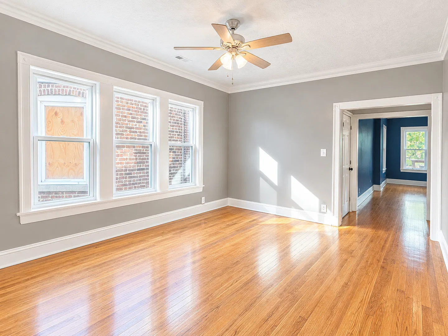 2 bed, 150 sqft, $1,500 — Photo 3