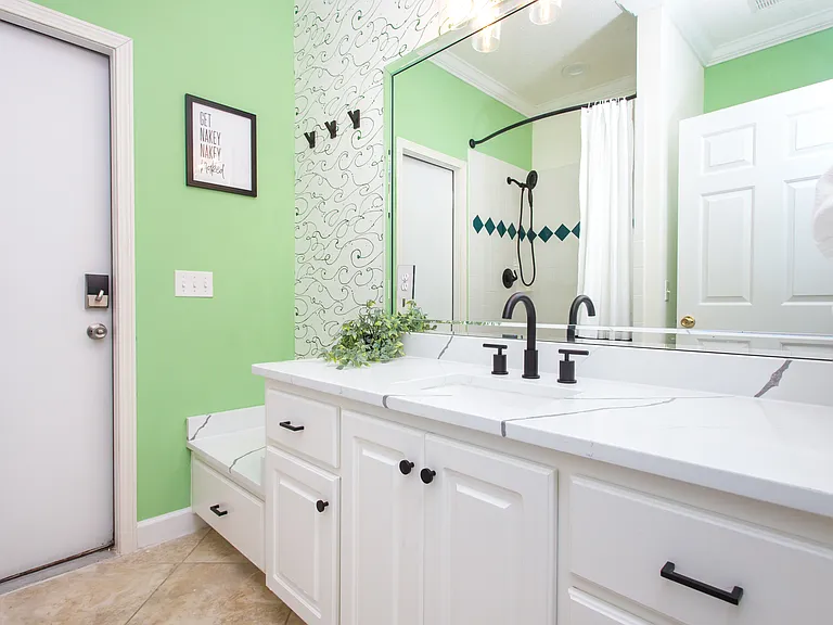 7591 N Shores Dr — Photo 34