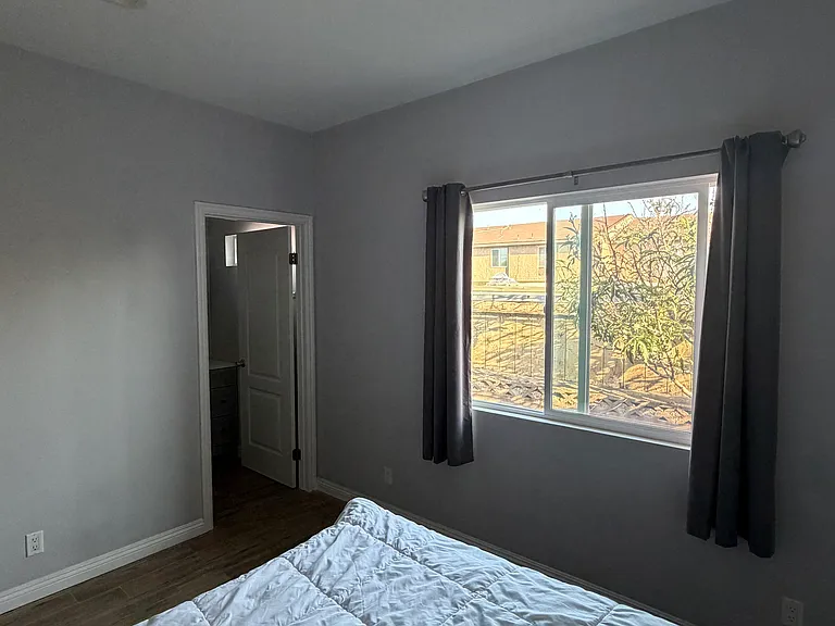8526 Mays Ave — Photo 11