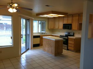 Austin David Way, Turlock, CA 95380