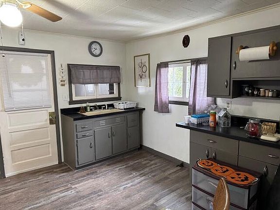 4th image of 2613 Bartlett Rd