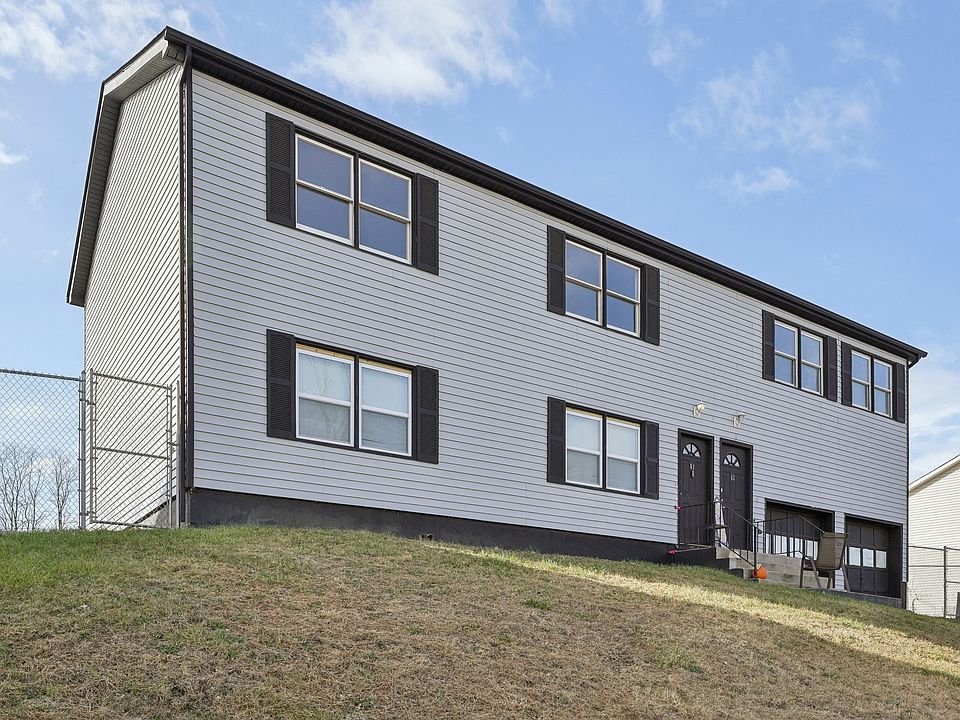 1st image of 62 Williamsburg Dr