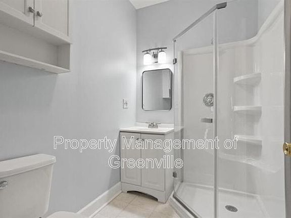 3rd image of 103 Sterling St