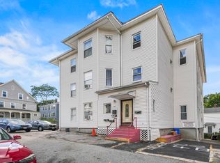 22 Hollywood St #1, Worcester, MA 01610