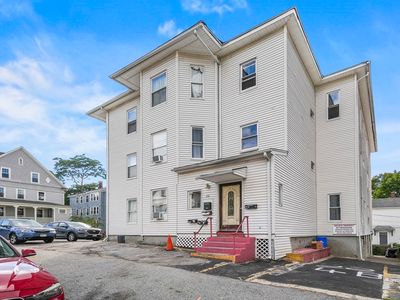 22 Hollywood St #1, Worcester, MA, 01610
