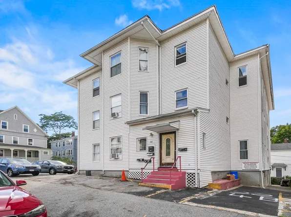 22 Hollywood St #1, Worcester, MA 01610