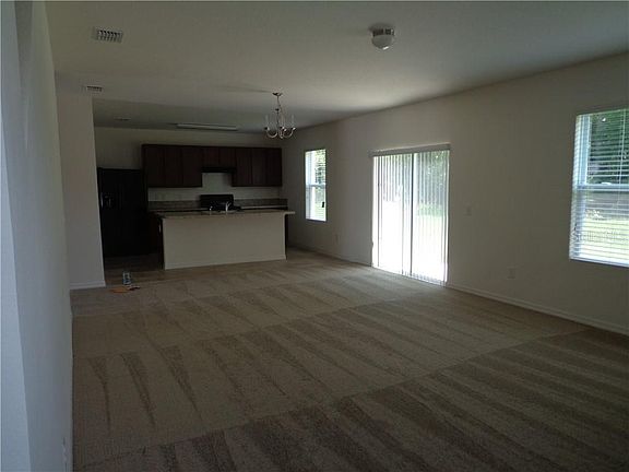 5th image of 16755 Broadford Ln