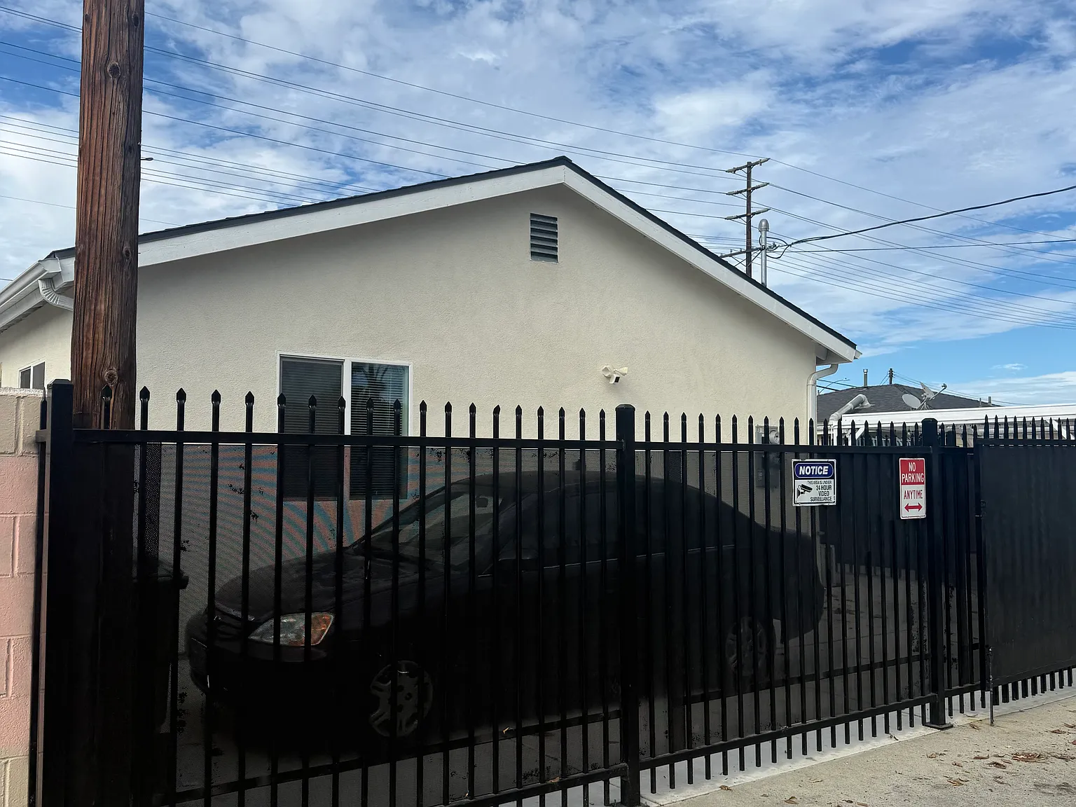 2 bed, 1050 sqft, $2,500 — Photo 1
