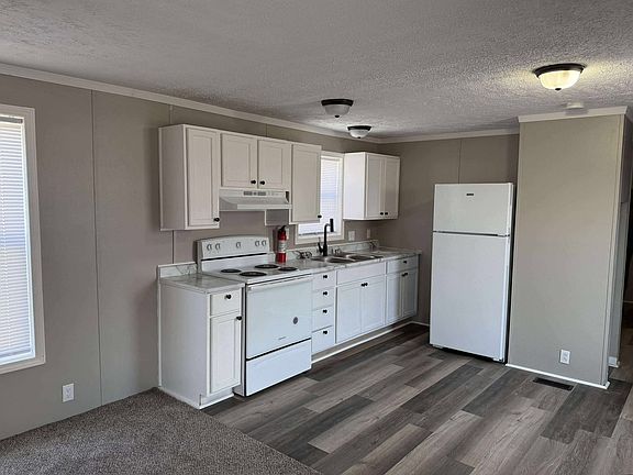 2nd image of 601 W Elm Ave #174