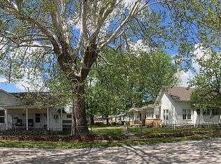 208 & 216 Webb St, Webb City, MO 64870