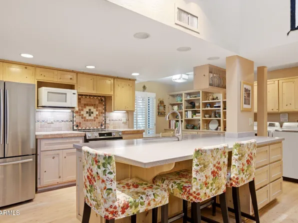 7352 N 7TH Place, Phoenix, AZ 85020