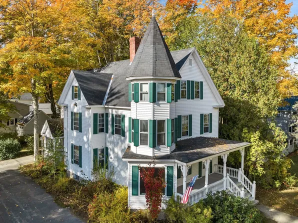 223 South Main Street, Wolfeboro, NH 03894