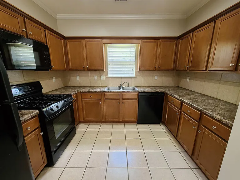 240 High Ridge Dr — Photo 11