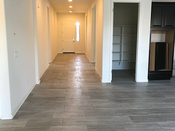 4th image of 22274 E Munoz Ct