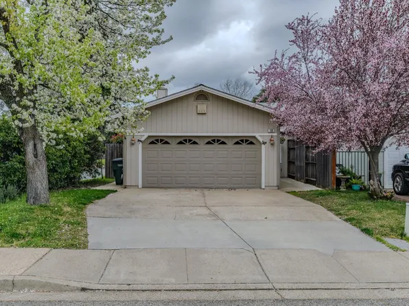 180 Westview Dr, Jackson, CA 95642