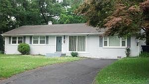 2nd image of 805 Welton Ave SW