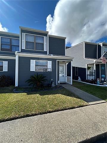 1st image of 224 Marina Dr