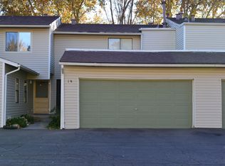 14 Lakeshore Dr NE, Albuquerque, NM 87112