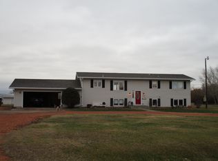 6861 2nd Avenue Cir E, Williston, ND 58801