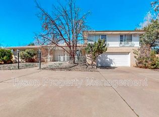 1007 Sunrise Pl SE, Albuquerque, NM 87108