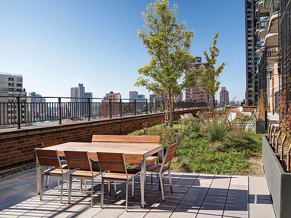 3rd image of 235 W 56th St APT 15G