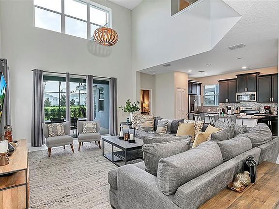 4th image of 4815 Kings Castle Cir