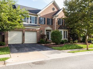 7701 Ridgepark Ct, Springfield, VA 22153