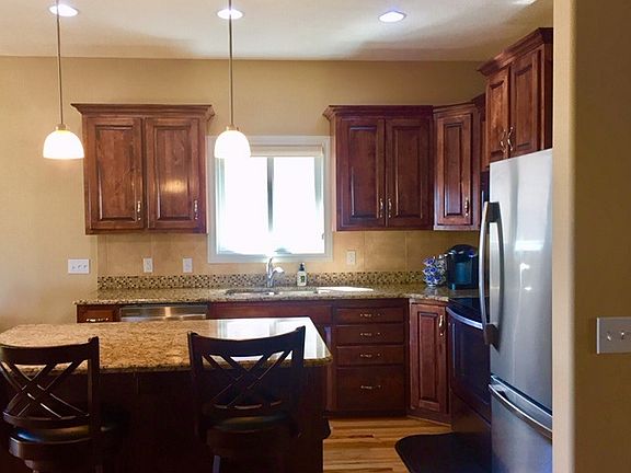 4th image of 3711 S 202nd Ave