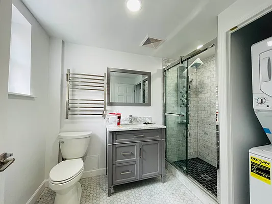 Rented by Real Street Inc | media 7