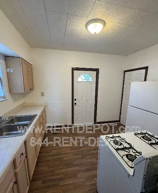 2 bed, 1.0 bath, 912 sqft, $925 — Photo 4