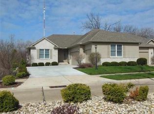 3613 70th Street Ct, Moline, IL 61265