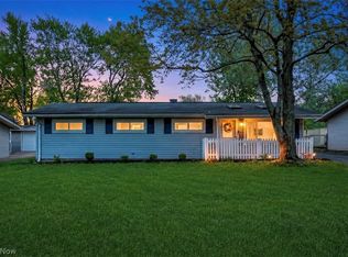 9143 Coventry Dr, Northfield, OH 44067