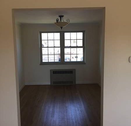 3rd image of 68 Wehrle Dr APT 5