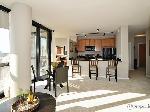 Kitchen/Living Room