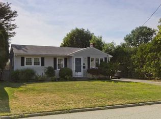 5 Colony Rd, Riverside, RI 02915
