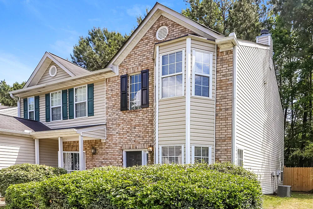 2 bed, 2.5 bath, 1176 sqft, $1,755 — Photo 4