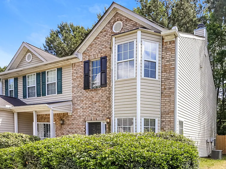 2984 Falling Water Point — Photo 4