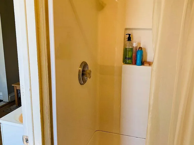 Abbey Park Apartments — Photo 17