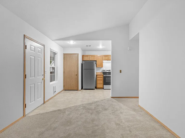 South Valley Four-Plex — Photo 12
