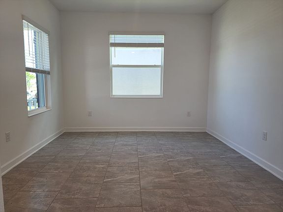 3rd image of 2995 Addison Blvd