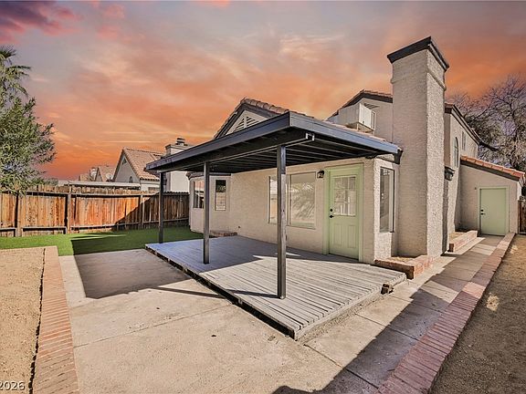 4th image of 2701 Riley Oaks Ct