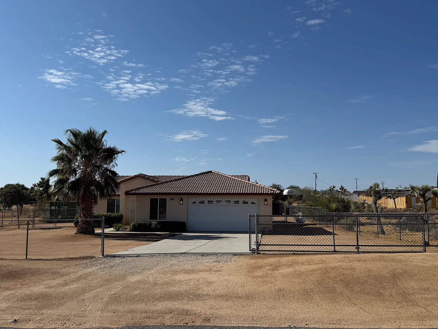 4 bed, 1458 sqft, $2,699 — Photo 2